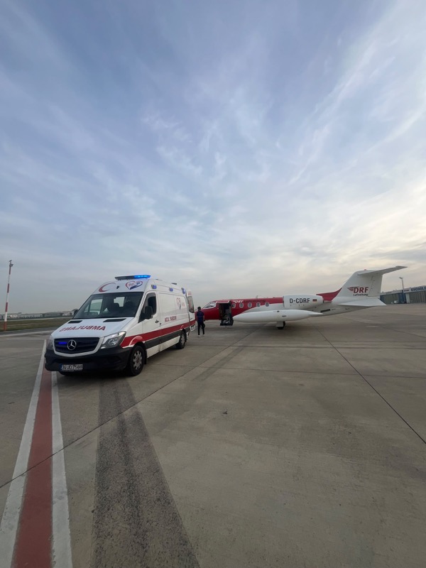 Özel ambulans filomuz ve sağlık personeli